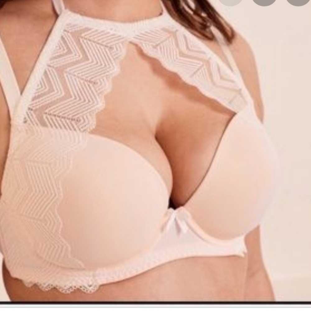 Adore Me Kayeena bra